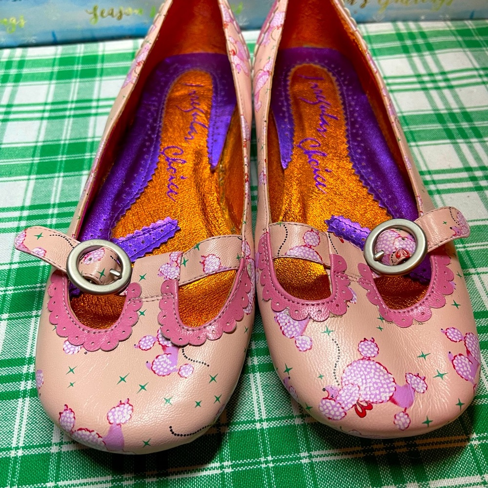 Irregular choice Poodle flats super cute! Size 39 (6.5)